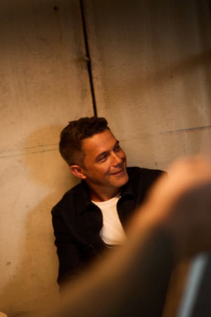 Alejandro Sanz gallery photo 7