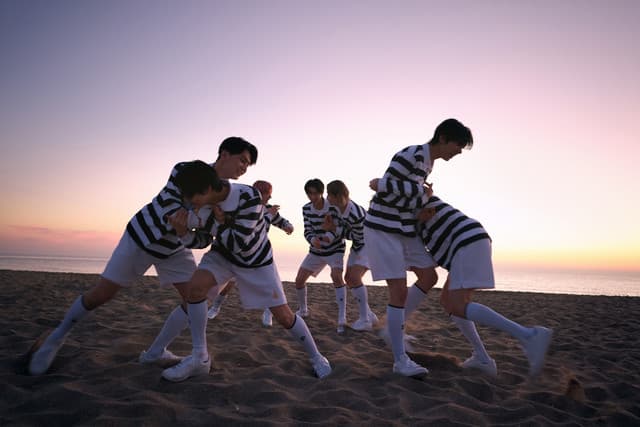 ENHYPEN gallery photo 3