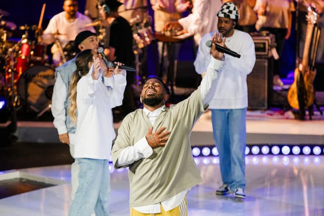 Chandler Moore gallery photo 7