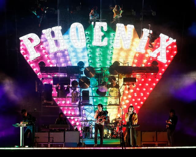 Phoenix gallery photo 4