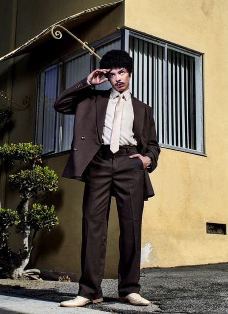 Isaac Dunbar gallery photo 2