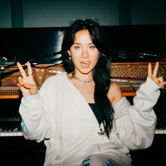 Emei gallery photo 2