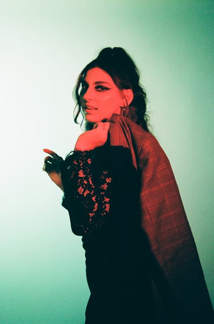 Rachel Bochner gallery photo 3