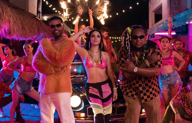 Kim Loaiza gallery photo 3