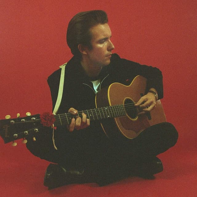 Theo Lawrence gallery photo 1