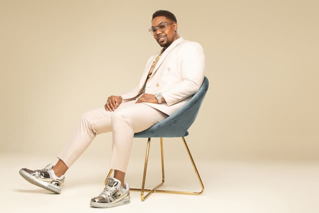 Kenny Lewis & One Voice gallery photo 2