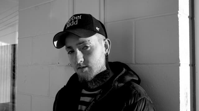 JOLO REEVES gallery photo 5