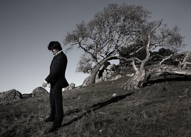 Amon Tobin gallery photo 11