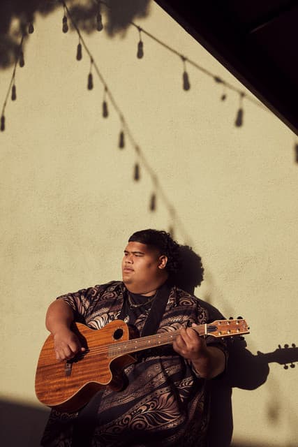 Iam Tongi gallery photo 5