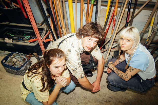 Being Dead gallery photo 3