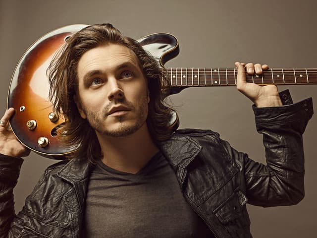 Jonathan Jackson gallery photo 4