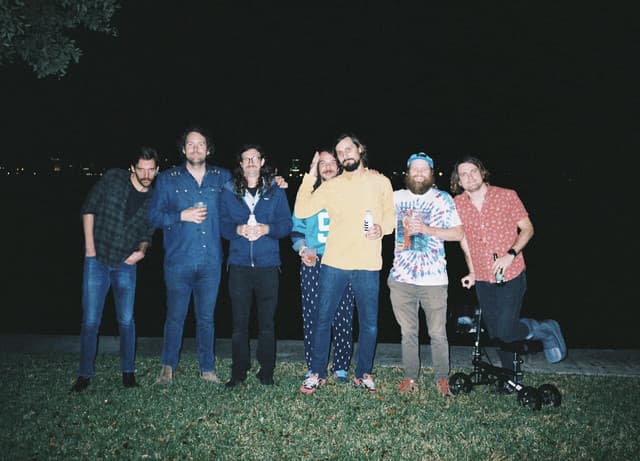 Futurebirds gallery photo 1