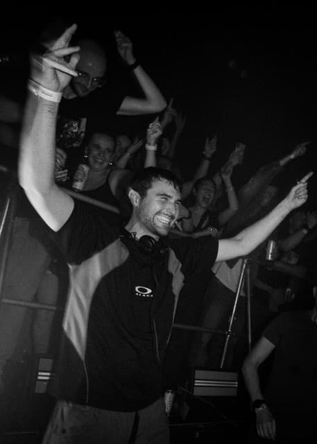 Fred again.. gallery photo 2