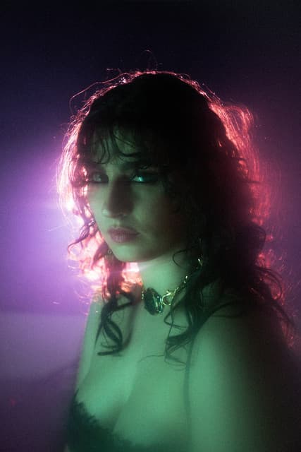 Rachel Bochner gallery photo 2