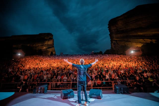 Chris Tomlin gallery photo 6