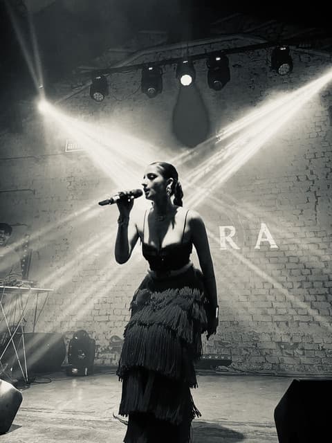 Rashmeet Kaur gallery photo 2