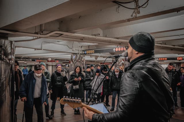 Felipe Pavani gallery photo 4