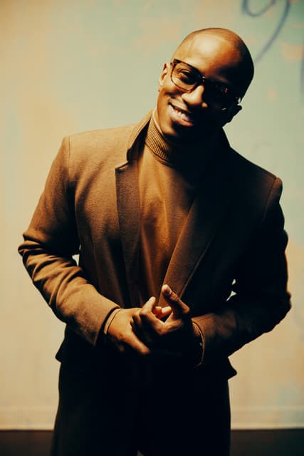 Jon Reddick gallery photo 4