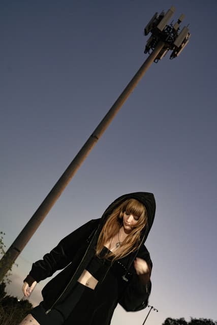 Ninajirachi gallery photo 2
