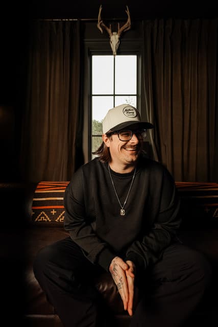 HARDY gallery photo 1