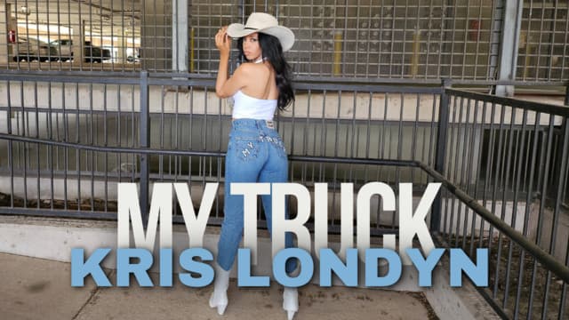 Kris Londyn gallery photo 1