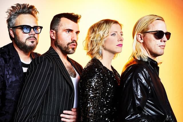 Neon Trees gallery photo 3