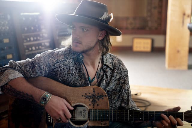 Jackson Dean gallery photo 1