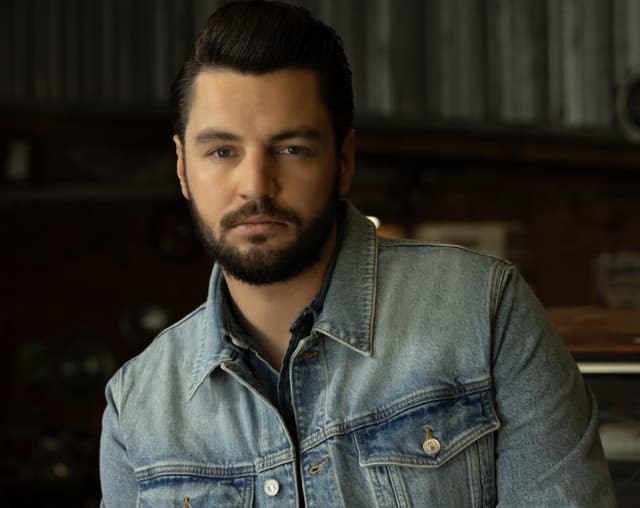 Chayce Beckham gallery photo 1