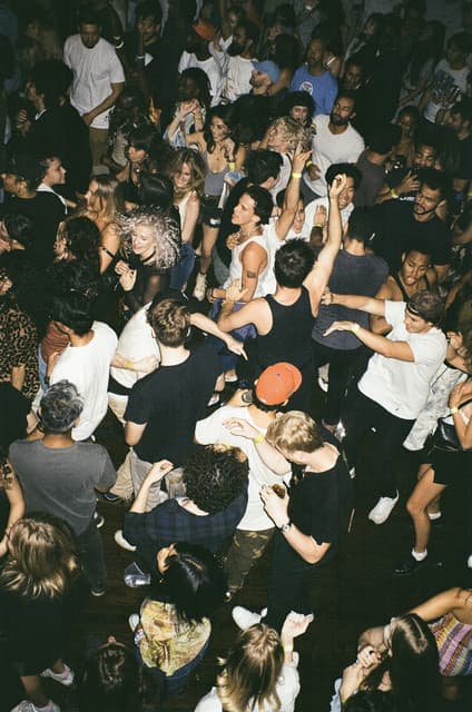 Telescreens gallery photo 3