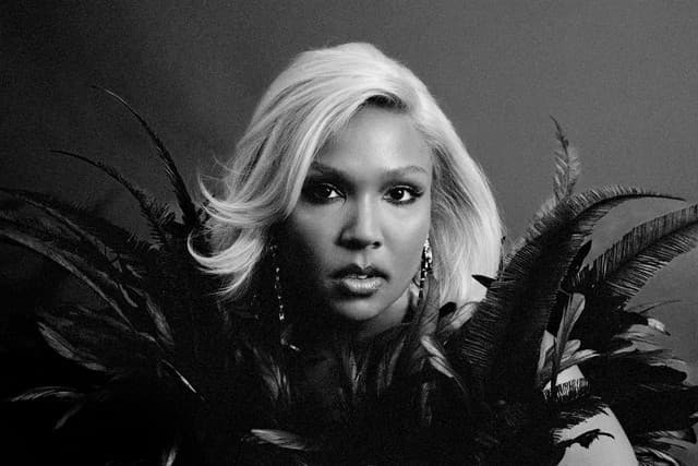 Lizzo gallery photo 3