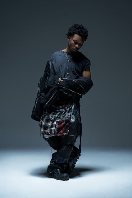d4vd gallery photo 2