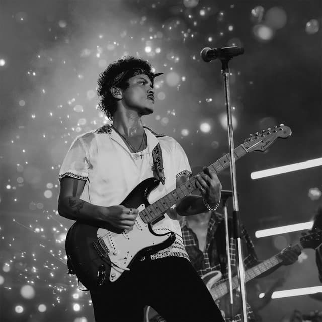 Bruno Mars gallery photo 4