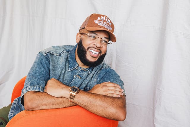 James Fortune gallery photo 1