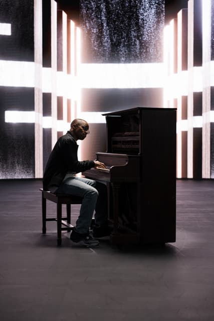 Jon Reddick gallery photo 1