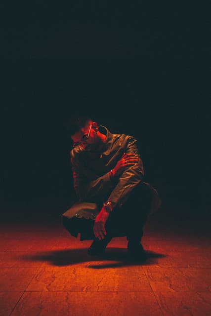 Jaz Dhami gallery photo 4