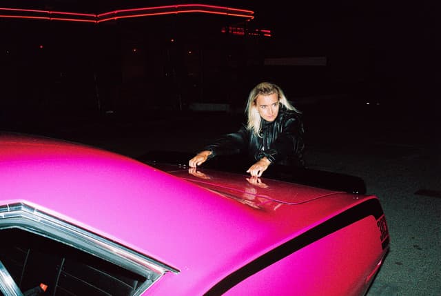 G Flip gallery photo 1