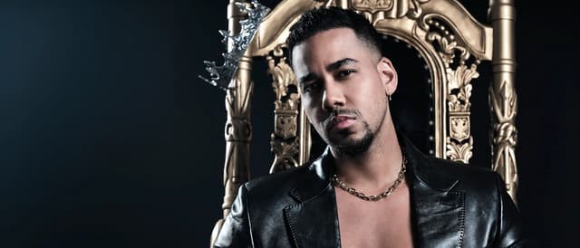 Romeo Santos gallery photo 1