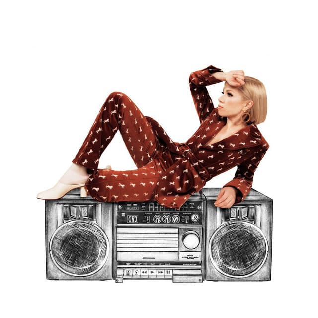 Carly Rae Jepsen gallery photo 3