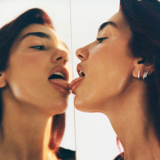 Dua Lipa gallery photo 3