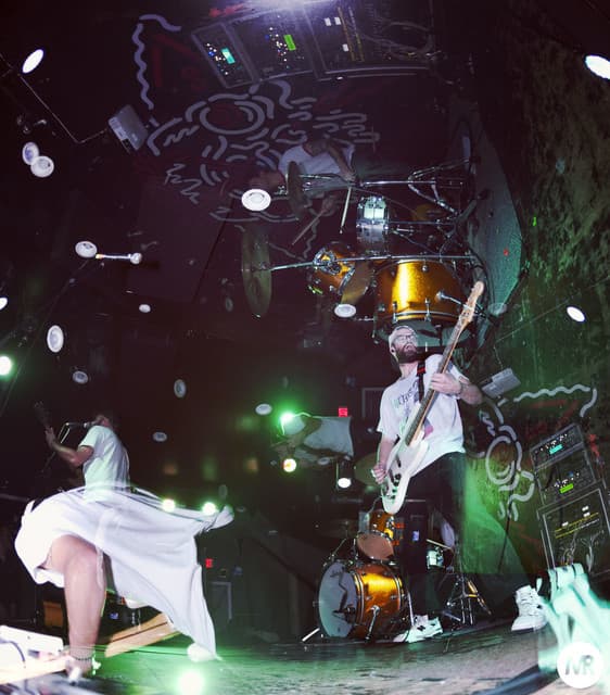 Can't Swim gallery photo 1