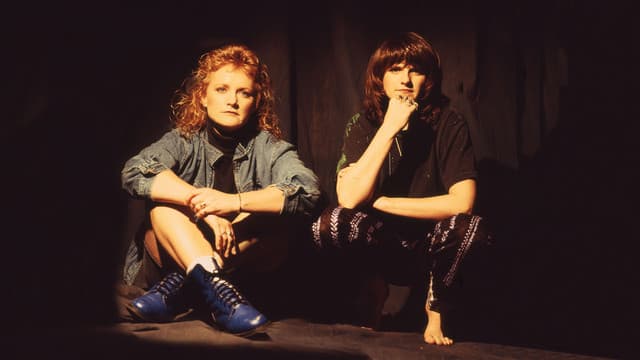 Indigo Girls gallery photo 2