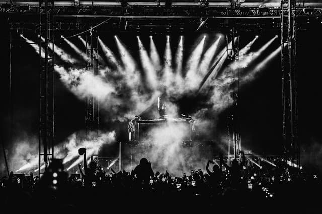 Dom Dolla gallery photo 2