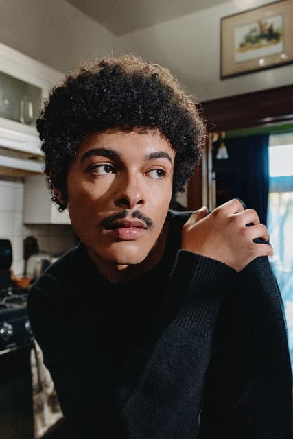 Isaac Dunbar gallery photo 1