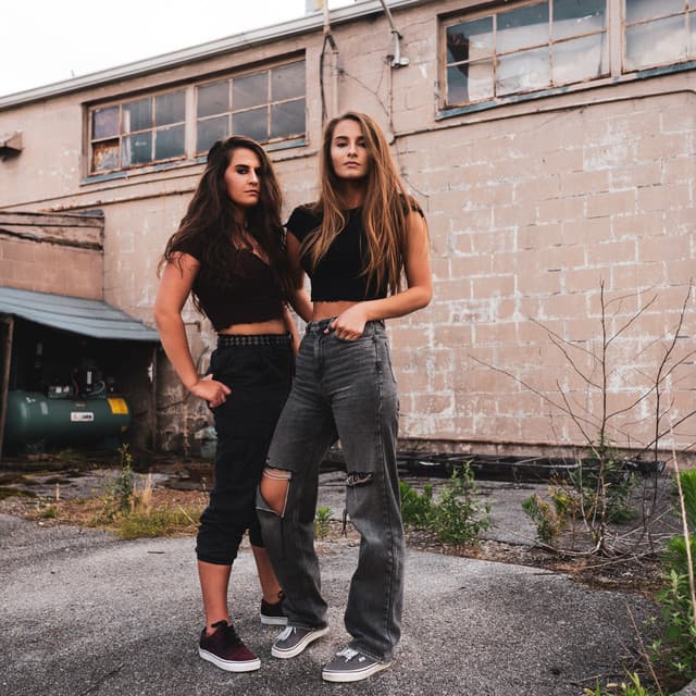 Neoni gallery photo 6