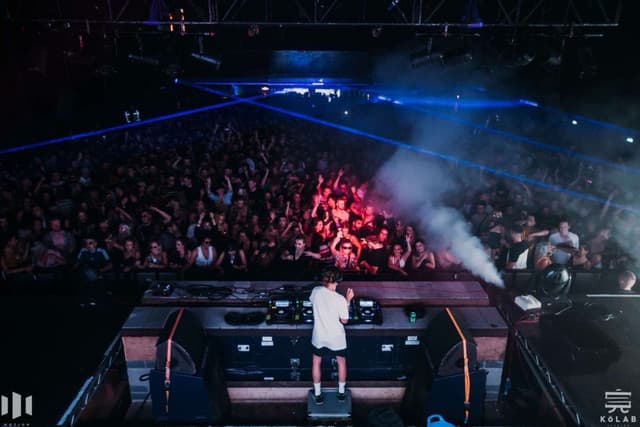 Monki gallery photo 3