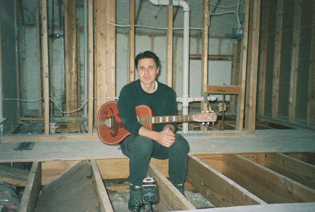 Kris Allen gallery photo 1