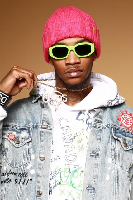 Yung Booke gallery photo 1