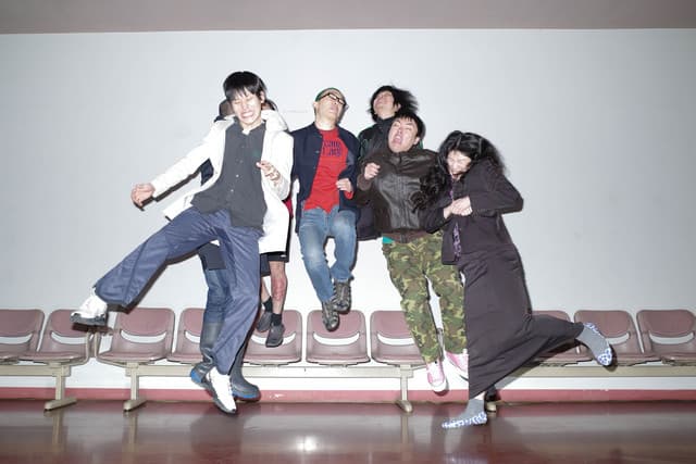 Balming Tiger gallery photo 4