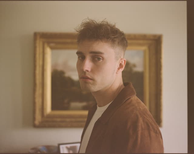 Sam Fender gallery photo 10
