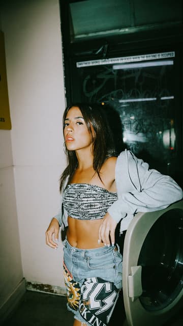 Alexandra Starr gallery photo 3